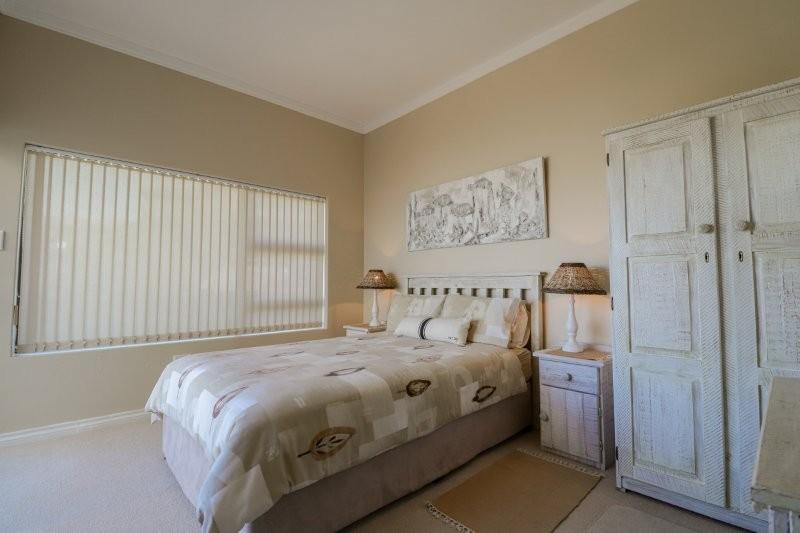 4 Bedroom Property for Sale in Jongensfontein Western Cape